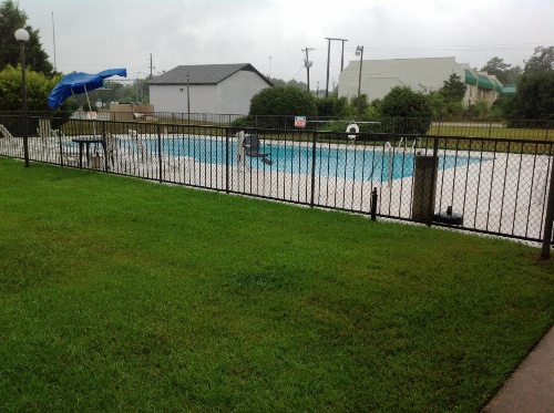 Days Inn by Wyndham Fayetteville-South/I-95 Exit 49 image 13