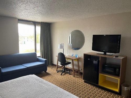 Days Inn by Wyndham Fayetteville-South/I-95 Exit 49 image 17