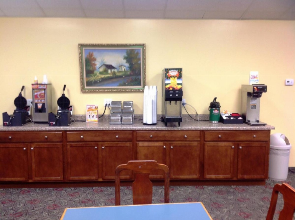 Days Inn by Wyndham Fayetteville-South/I-95 Exit 49 Image 28